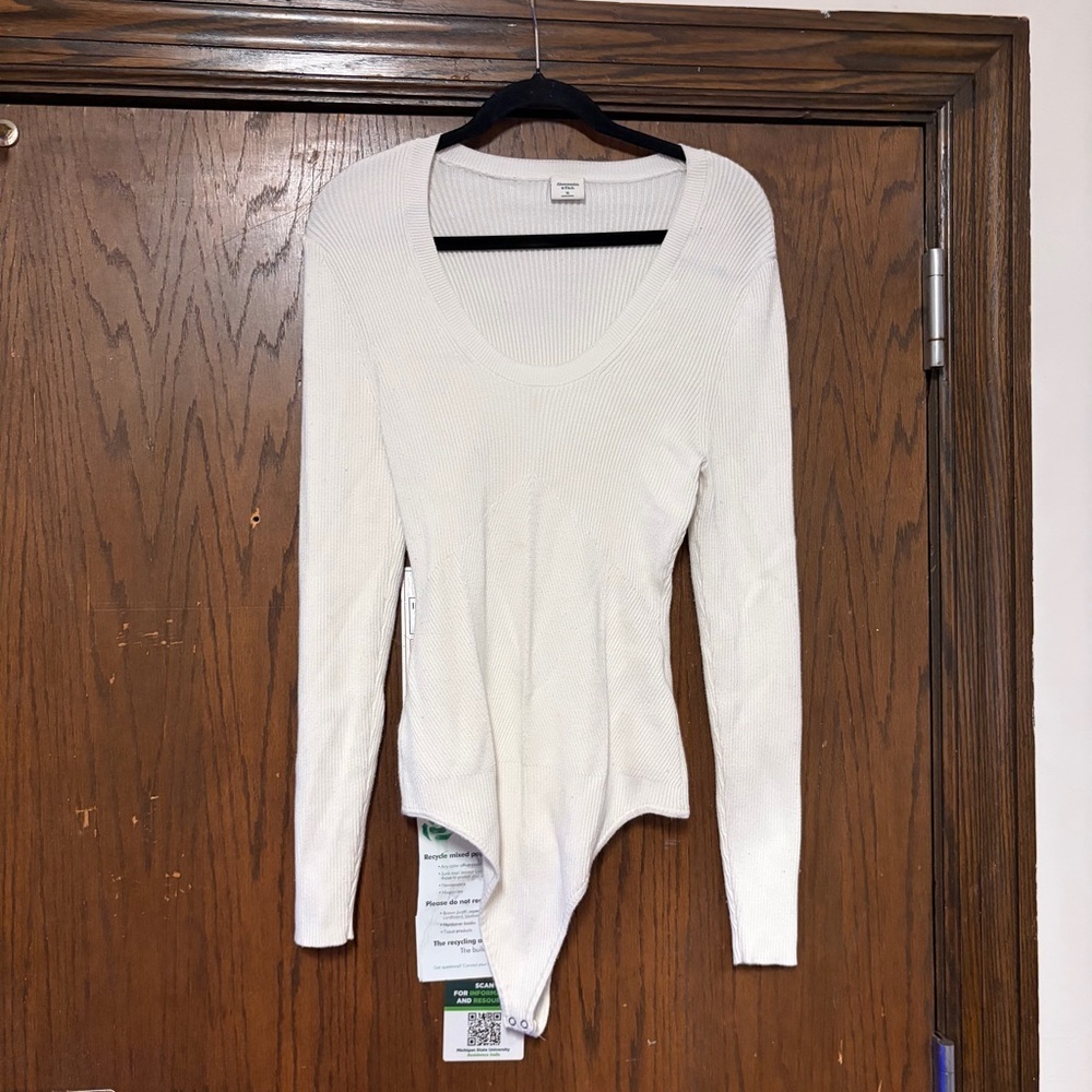 Abercrombie & fitch White Ribbed going out college Long Sleeve Bodysuit size xl